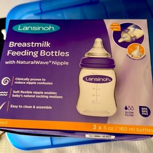 Lansinoh 3 x 5 ounce bottles. Never opened, brand new.